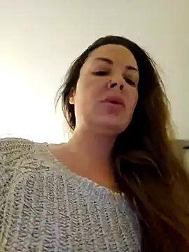 RebeccaXO  online show from 02/05/25, 03:23