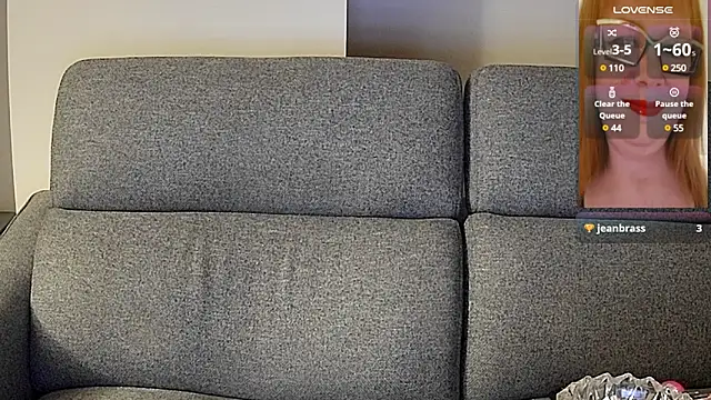 Snapshot of TittyLandQuebec chatting on 01/10/25, 07:14 TittyLandQuebec online show from 01/10/25, 07:14