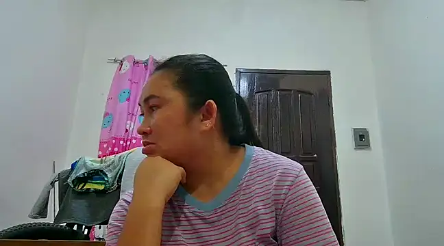 LalaiAsian online show from 12/19/24, 07:29