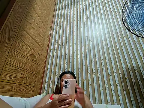 LalaiAsian online show from 04/18/26, 07:07