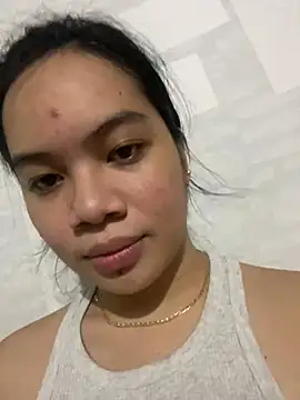 Snapshot of Hebefemme chatting on 03/08/25, 07:27 Hebefemme online show from 03/08/25, 07:27