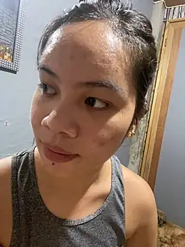 Snapshot of Hebefemme chatting on 03/18/25, 09:43 Hebefemme online show from 03/18/25, 09:43