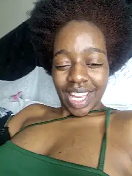 Sexynaughty Gal online show from 12/23/25, 12:41