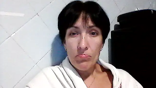 SunnyAmorre online show from 09/10/25, 08:20