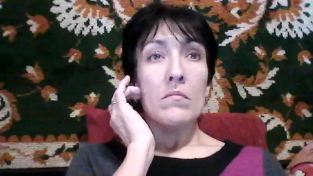 SunnyAmorre online show from 10/18/25, 08:26