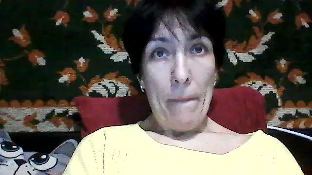 SunnyAmorre online show from 12/23/25, 08:34