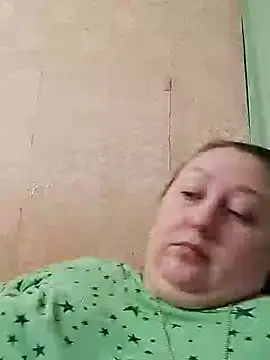 Rini333 online show from 12/04/25, 06:16