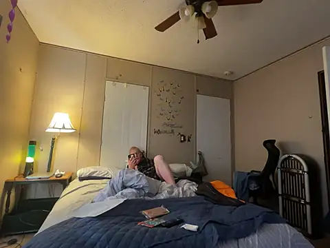 jck1m0t online show from 12/21/24, 04:25