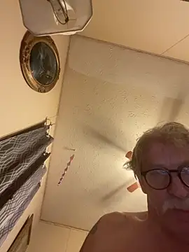 jck1m0t online show from 09/27/25, 02:49