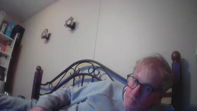 jck1m0t online show from 11/23/25, 12:21