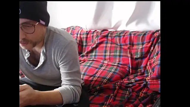 whiskyjane69 online show from 11/12/25, 01:55