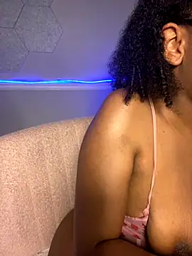 EatSweetMolly online show from 11/09/25, 03:05