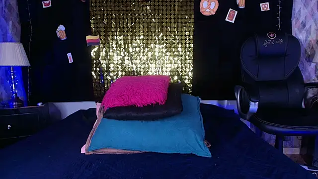 Snapshot of shelsyloreds chatting on 09/20/25, 11:55 shelsyloreds online show from 09/20/25, 11:55