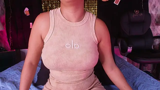 Snapshot of shelsyloreds chatting on 09/24/25, 11:57 shelsyloreds online show from 09/24/25, 11:57