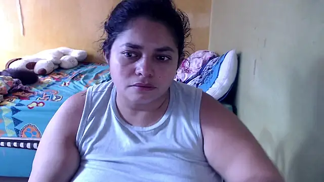 Snapshot of yulieth_bbw chatting on 04/18/26, 01:48 yulieth bbw online show from 04/18/26, 01:48