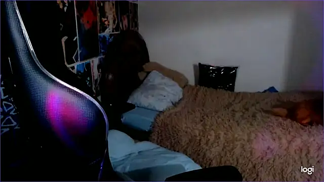 Snapshot of JINX_26 chatting on 12/31/24, 01:04 JINX 26 online show from 12/31/24, 01:04