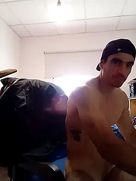 Snapshot of Luckyan10 chatting on 11/11/25, 12:16 Luckyan10 online show from 11/11/25, 12:16