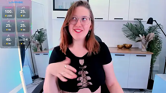 Charmy Gracy online show from 02/26/26, 12:04