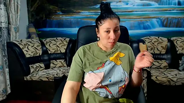 MoistMady online show from 03/01/25, 09:26