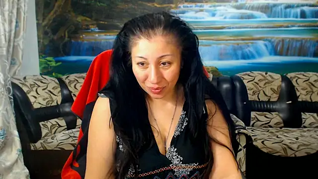 Snapshot of MoistMady chatting on 04/05/26, 01:47 MoistMady online show from 04/05/26, 01:47