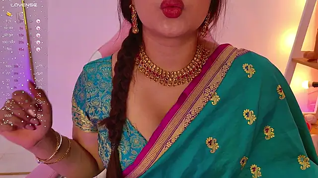 Snapshot of ashalisha chatting on 02/13/25, 02:31 ashalisha online show from 02/13/25, 02:31