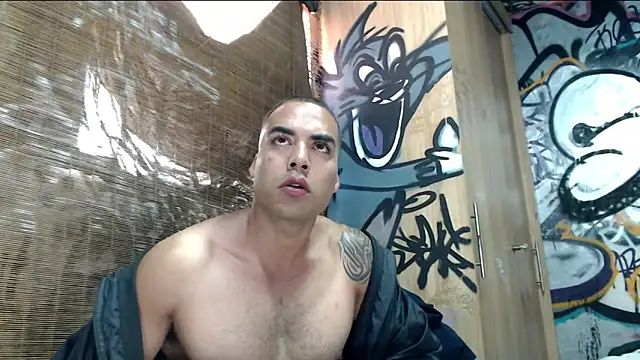 Snapshot of Justin_Frank chatting on 06/11/26, 10:19 Justin Frank online show from 06/11/26, 10:19