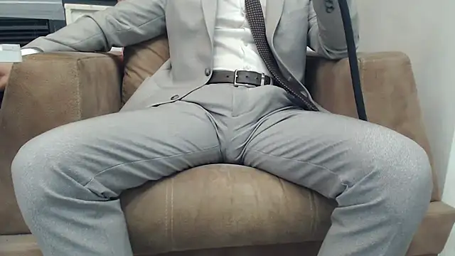 Snapshot of masterxmonster chatting on 03/16/25, 04:23 masterxmonster online show from 03/16/25, 04:23