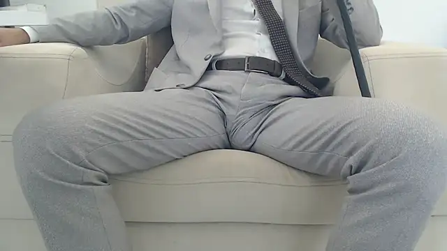 Snapshot of masterxmonster chatting on 10/03/25, 01:08 masterxmonster online show from 10/03/25, 01:08