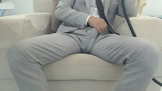 Snapshot of masterxmonster chatting on 10/07/25, 04:09 masterxmonster online show from 10/07/25, 04:09