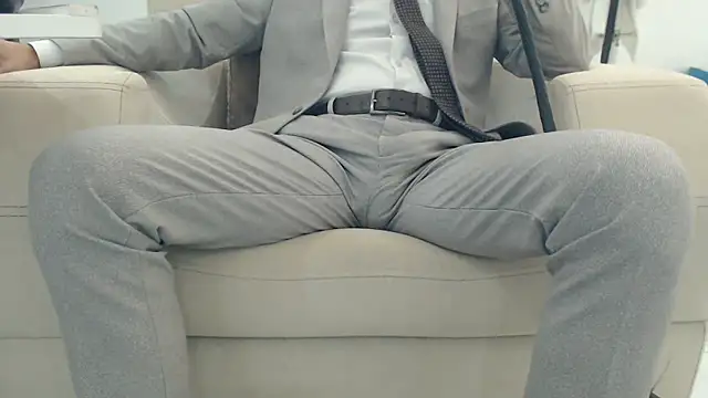 Snapshot of masterxmonster chatting on 10/19/25, 07:14 masterxmonster online show from 10/19/25, 07:14