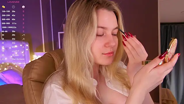 Snapshot of elinanortas chatting on 02/22/25, 01:11 elinanortas online show from 02/22/25, 01:11