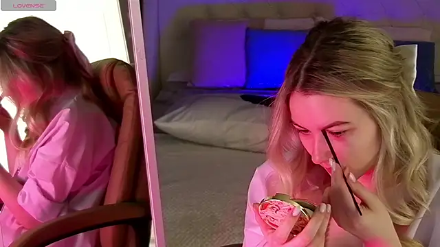 Snapshot of elinanortas chatting on 03/05/25, 01:10 elinanortas online show from 03/05/25, 01:10