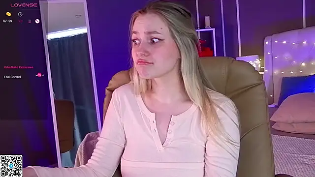 Snapshot of elinanortas chatting on 03/12/25, 07:24 elinanortas online show from 03/12/25, 07:24