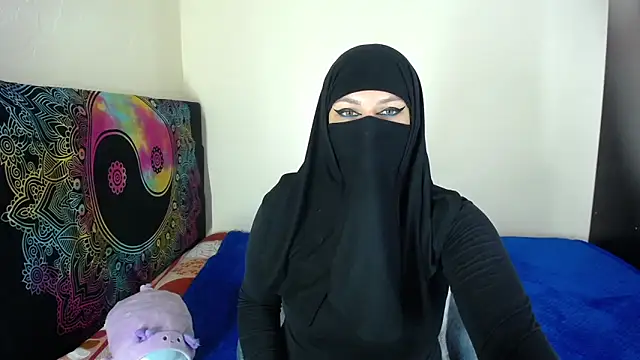 evelyn  salah online show from 04/14/26, 11:55