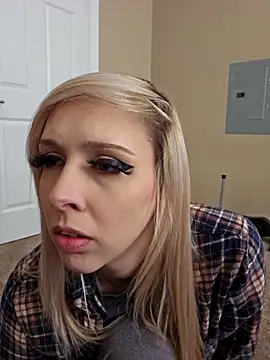 AmethystFoxx online show from 02/07/26, 07:28