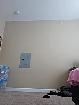 AmethystFoxx online show from 04/19/26, 05:12