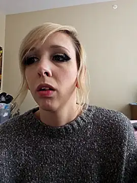 AmethystFoxx online show from 05/06/26, 09:31