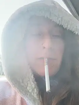 Mini And The Bear online show from 02/21/26, 03:57