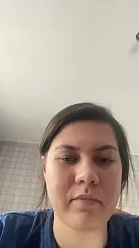 Snapshot of NinaVI chatting on 11/08/25, 05:18 NinaVI online show from 11/08/25, 05:18