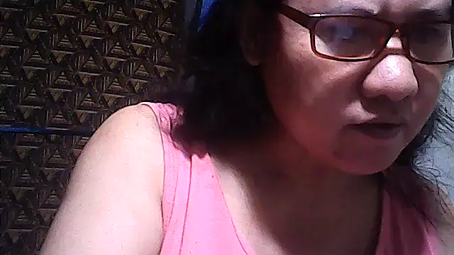 sweetsosie18 online show from 04/13/26, 11:59