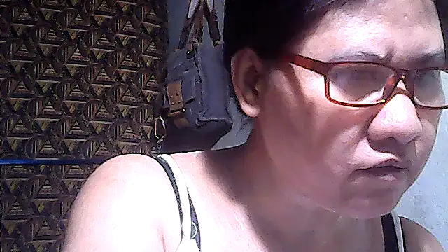 sweetsosie18 online show from 05/02/26, 03:33
