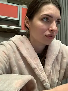 Snapshot of SeducingYoghourt chatting on 01/24/25, 02:51 SeducingYoghourt online show from 01/24/25, 02:51