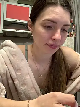 Snapshot of SeducingYoghourt chatting on 03/05/25, 04:46 SeducingYoghourt online show from 03/05/25, 04:46