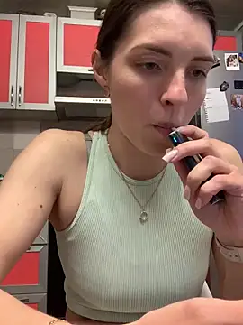 Snapshot of SeducingYoghourt chatting on 03/21/25, 03:35 SeducingYoghourt online show from 03/21/25, 03:35