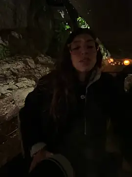 amanilouve online show from 04/15/26, 10:10