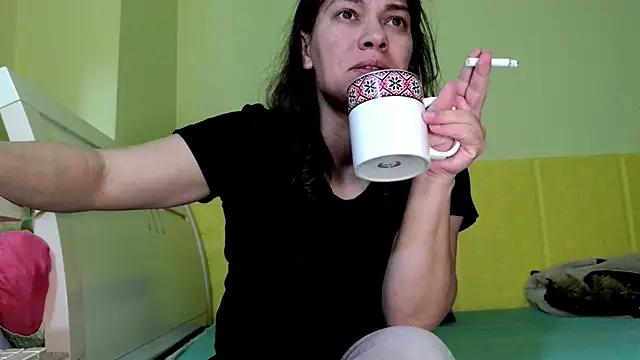 Snapshot of MercyLove chatting on 03/05/25, 06:23 MercyLove online show from 03/05/25, 06:23