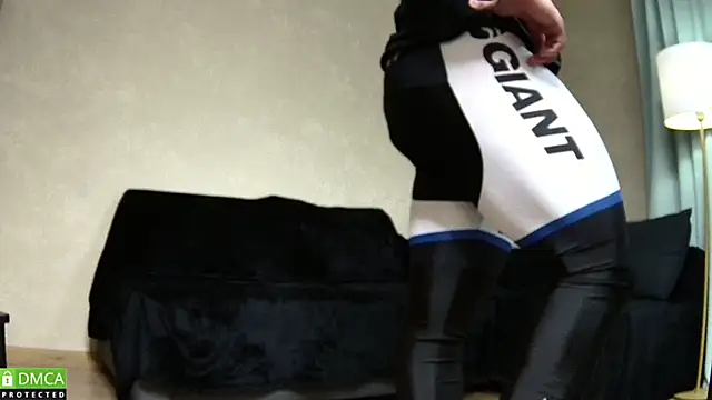 Kurt Stone1 online show from 10/03/25, 06:16