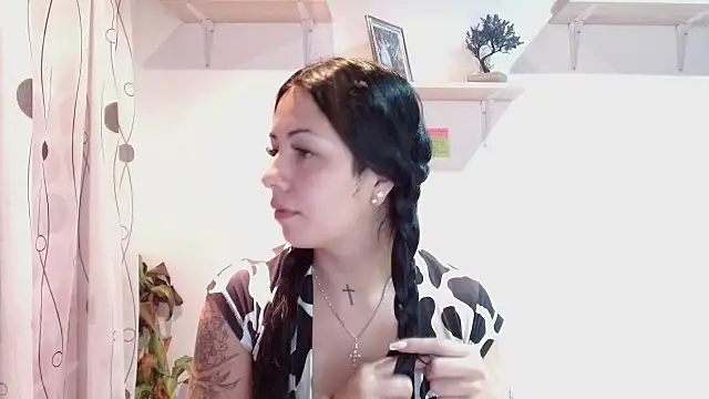 MadisonCambel online show from 12/11/24, 11:00