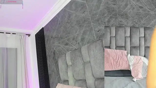 Snapshot of emily_fox1 chatting on 10/08/25, 12:03 emily fox1 online show from 10/08/25, 12:03