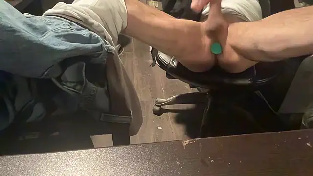 eddieeatsass online show from 01/14/26, 08:47